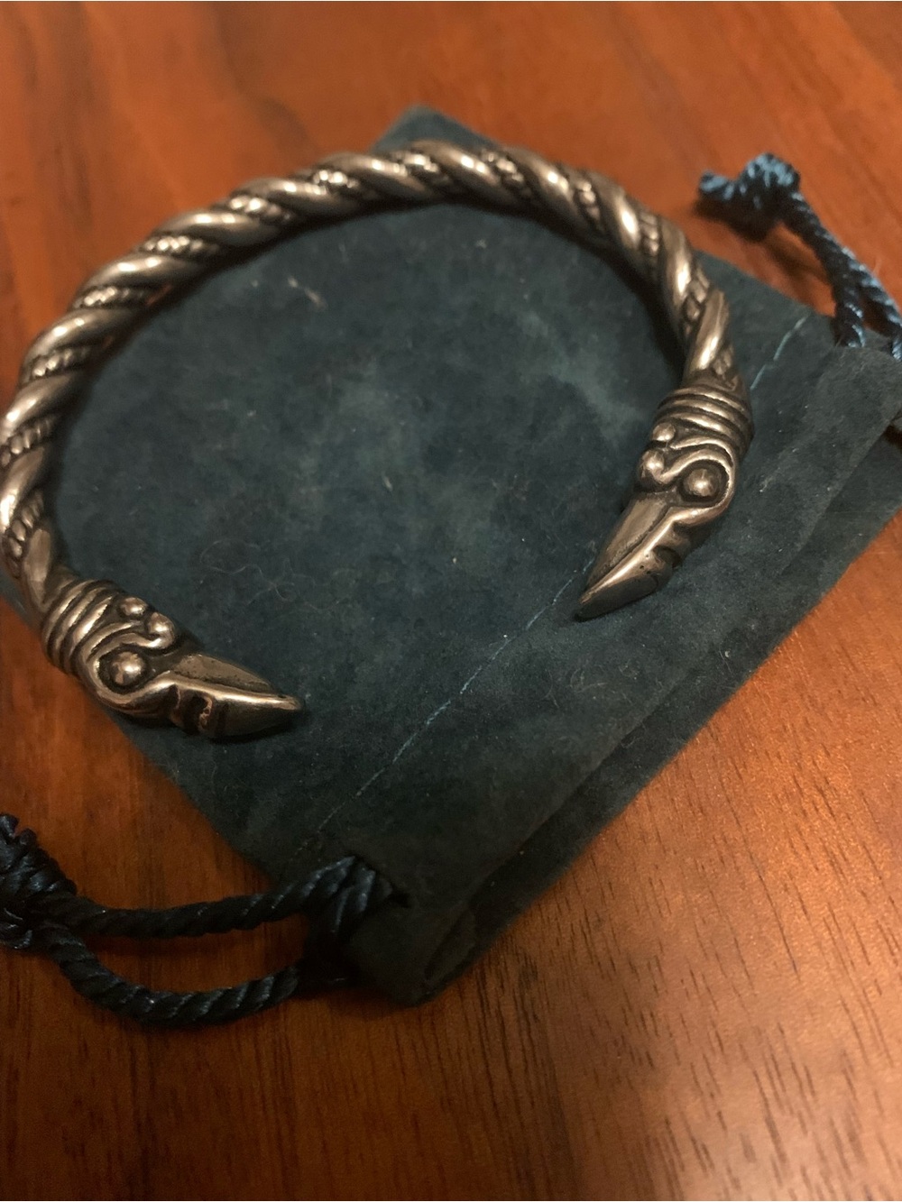 Nordegarde stainless steel raven head torc bracelet unisex - Picture 4 of 5